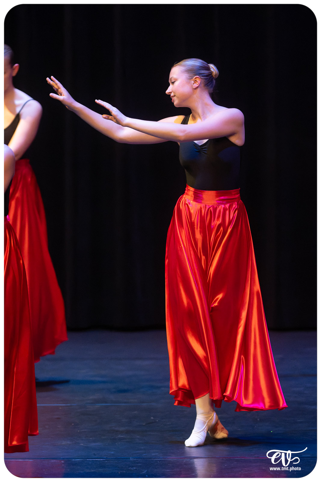 ECOLE DE DANSE CÉCILE ADAMOW